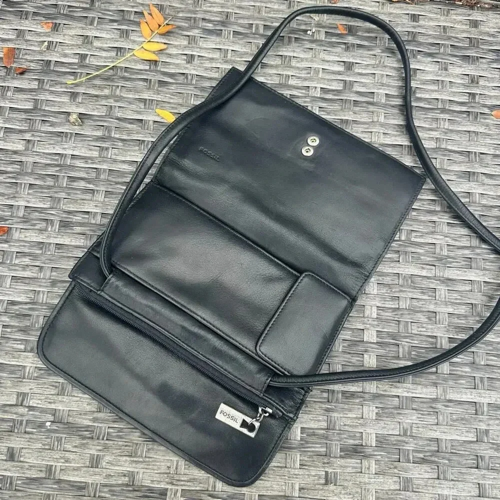 Fossil Genuine Leather Crossbody Women’s Wallet‎